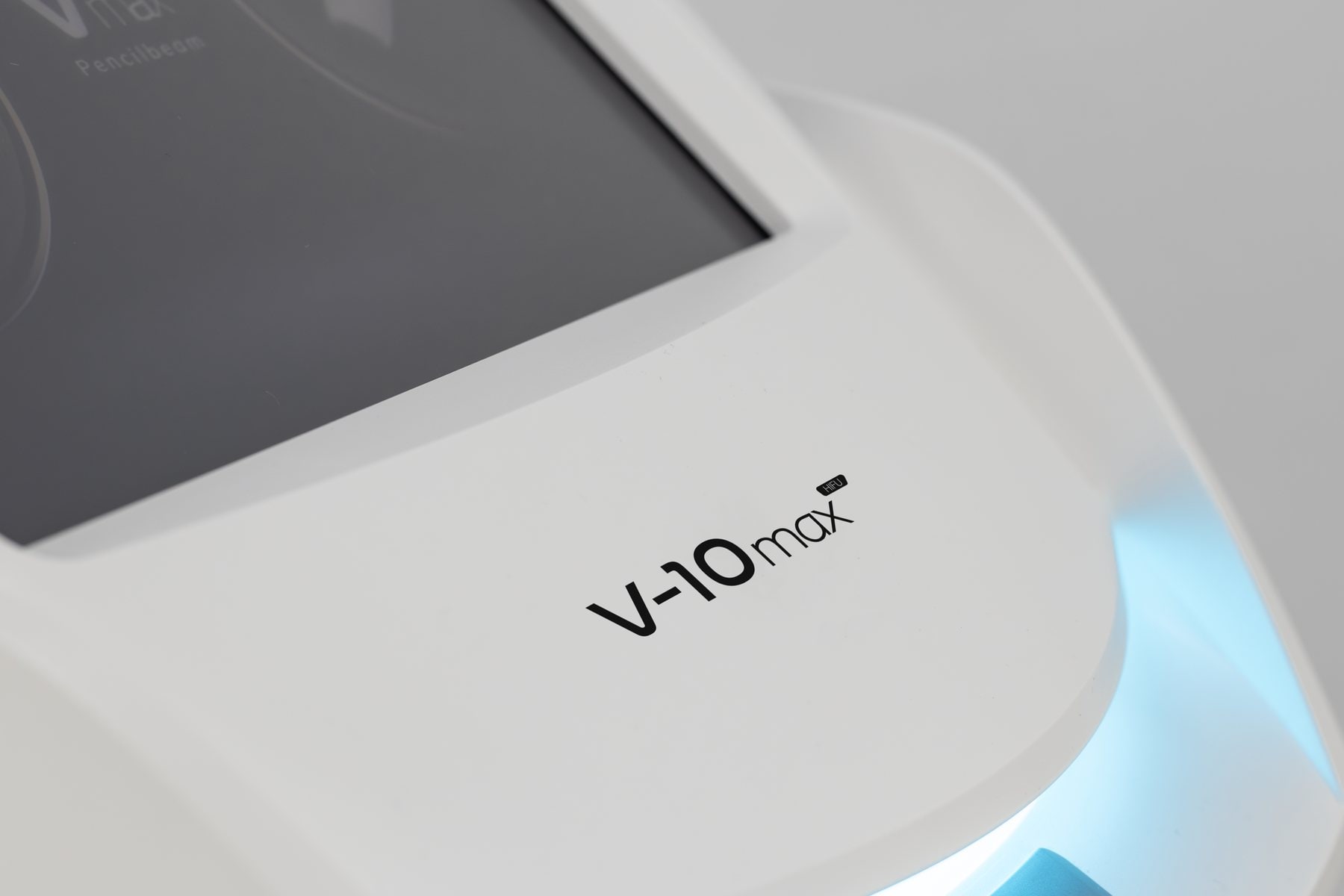 Tratamiento facial con la plataforma HIFU V-10 Max